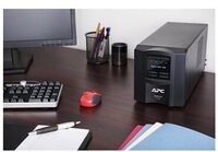 APC Smart-UPS 750VA LCD 120V US-Version