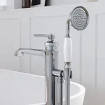 Steinberg Serie 350 Freistehende Wannen-Armatur, mit Umsteller und Handbrause,