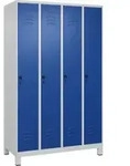 C+P Spind Classic PLUS, F&uuml;&szlig;e, 4 Abteile, 1950x1200x500mm, 7035/5010 Verschluss