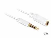 Delock Audiokabel Stereo Mini-Klinkenstecker M bis W 2 m weiß für Apple iPhone 4 4S