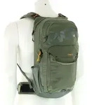 Evoc Stage 12l Bikerucksack-Oliv-Dunkelgr&uuml;n-12