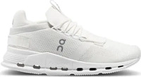ON Damen Freizeitschuhe Cloudnova Wei&szlig; female
