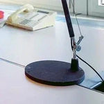 Tischfu&szlig; Tolomeo Tavolo, schwarz Artemide, Designer de Lucchi & Fassina