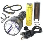 Nitecore LED-Taschenlampe Neu P30 inklusive 5000mAh NL2150R Akku