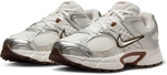NIKE V5 RNR Sneaker Damen 102 - sail/lt orewood brn-fauna brown-phantom 39