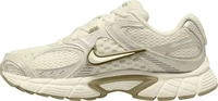 Nike HQ7901-115, NIKE V5 RNR Sneaker Damen 115 - sail/sail-parachute beige-lt orewood
