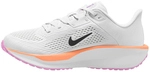 NIKE Quest 6 Laufschuhe Damen 116 - white/black-bright violet-lt magenta 43
