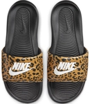 NIKE Victori One Print Badelatschen Damen chutney/white-black 39