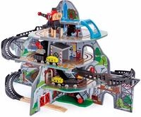 Spielzeug-Eisenbahn HAPE "Riesige Bergmine, 32-tlg.", bunt, Spielzeugfahrzeuge,