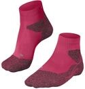 Socken FALKE "RU Trail", Damen, Gr. 37-38, rot (rose (8564)), Obermaterial: 97%
