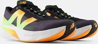 New Balance MFCX-CB4-405, New Balance Fuelcell Rebel V4 Trainers Schwarz EU 40...