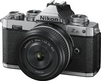 Nikon Z fc mit 28 mm 1:2,8 Z