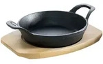 Gusseisenkuss&reg; Gusseisenpfanne Mit Griffen Und Holzuntersetzer &Oslash; 15 Cm...