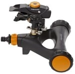Fiskars Pulsierender, Rotierender Gartensprenger Auf R&auml;dern, Metall, 500 M&sup2;