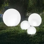 Solarkugel F&uuml;r Den Garten Multicolor 4er Set Leuchtkugel Outdoor 102615 - Esotec