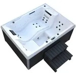 Outdoor Whirlpool Mit Treppe Und Thermoabdeckung Stream 211 X 156 Cm F&uuml;r 3 Personen
