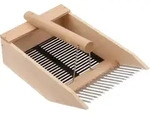 Raccoglibacche E Mirtilli In Legno Con Denti A Pettine In Ferro -248002