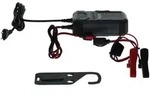 BOSCH Batterieladeger&auml;t C30 &ndash; Flexibler 6V/12V-Lader 0189911030
