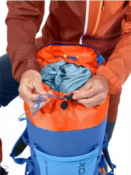 Ortovox Traverse 30 Dry (47300) just blue – Ortovox Traverse 30 Dry (47300) just blue für anspruchsvolle Bergtouren
