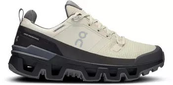 On Women Cloudwander Waterproof sand/black