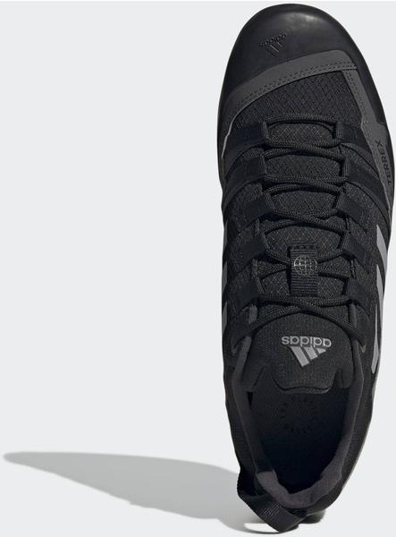 Ausstattung & Material Adidas Terrex Swift Solo core black/core black/grey three