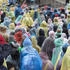 Relaxdays Einweg Regenponcho grün