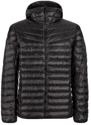 albula in hooded jacket