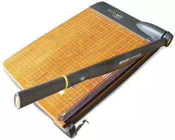 Westcott TrimAir Papierschneider 38cm titanbeschichtete Klinge, bis 30 Blatt (15107)