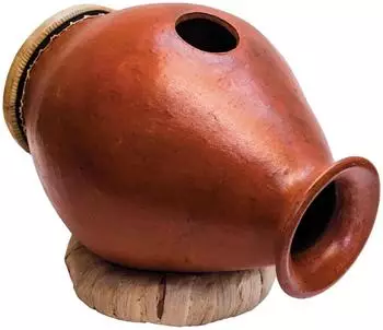 Terré Terré Urdu Tontrommel Fell an der Seite