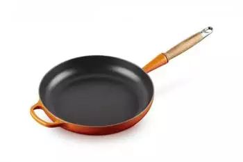 Le Creuset Signature Bratpfanne mit Holzgriff 28 cm ofenrot