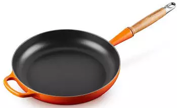 Le Creuset Signature Bratpfanne mit Holzgriff 24 cm orange