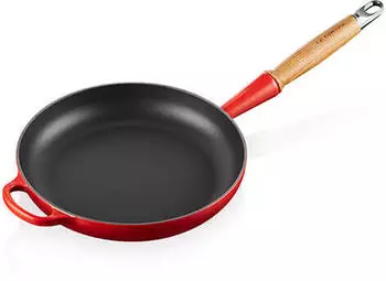Le Creuset Signature Bratpfanne mit Holzgriff 24 cm kirschrot