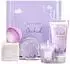 body & earth Wellness-Geschenkset Orchideenduft 5-teilig (Duftkerze, Körperbutter, Handcreme, Badebombe)