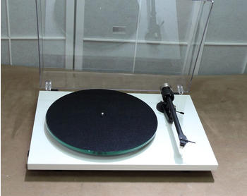 Pro-Ject T2 weiß