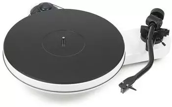 Pro-Ject RPM 3 Carbon (Ortofon 2M silver) weiß