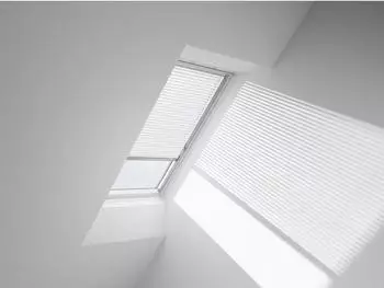 Velux Standard-Jalousie manuell wei&szlig; mit Aluminiumschiene (PAL C06 7001S)