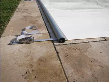 Kwad FLEX Rollabdeckung für Poolmaß 60x30 m – Die Kwad FLEX Rollabdeckung für Poolmaß 60x30 m: Perfekte Lösung für Ihren Pool