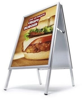 Showdown Displays Kundenstopper 70x100cm Gehrungsecken Innenbereich farbig silber 92.5x138x74.5cm (ZP70x100G32ME)