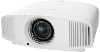 4 Heimkino-Beamer im Test