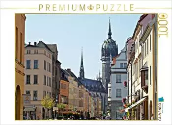 Calvendo Wittenberg, Blick vom Alten Rathaus durch die Coswiger Stra&szlig;e auf die Schlosskirche