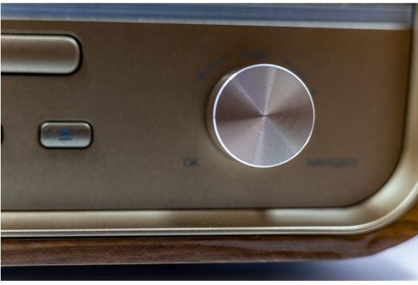 Ausstattung & Allgemeine Daten Soundmaster DAB970BR1 Home-Stereoanlage Home-Audio-Minisystem 30 W Gold, Holz