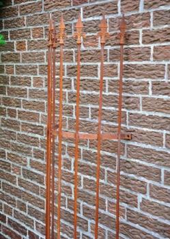 Kuheiga Rankgitter Metall halbrund für Wand 180cm rost