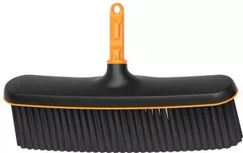 Fiskars OneClick Schmaler Besen, weiche Borsten (1080700)