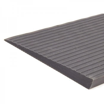 Mobilex Vollgummirampe ohne Klebstoff 2 x 15 x 90 cm, Schwarz, TPE, Türschwellenrampe, Rampe