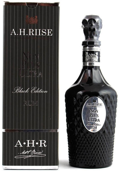 A.H. Riise Non Plus Ultra Black Edition 0,7l 42% Test ❤️ Testbericht.de  März 2022