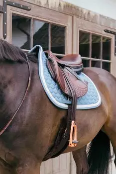 Kentucky Horsewear Horsewear Schabracke Springen Saddle Pad with plaited cord Springschabracke geflochten Light Blue Full