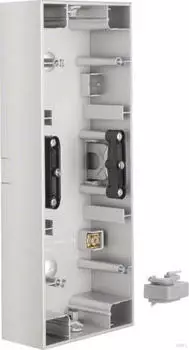 Berker K.5 Aufputz-Geh&auml;use 3-fach senkrecht Aluminium (10437003)