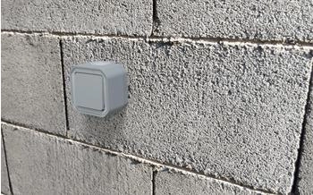 Legrand PLEXO New Feuchtraum Aufputz Kreuzschalter IP55 grau (069716L)