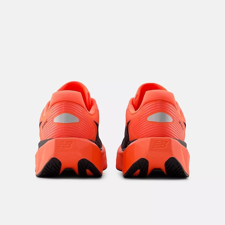 New Balance: Rebel V5