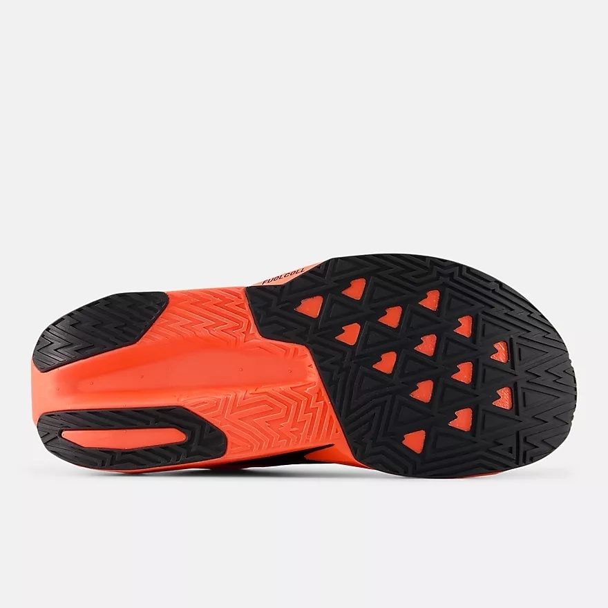 New Balance: Rebel V5